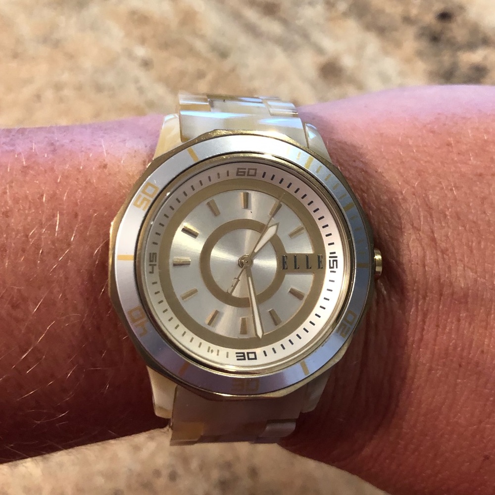 ELLE tortoise band Watch